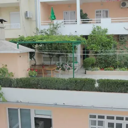 Lovely 1 Bedroom For 3 With Free Parking Daire