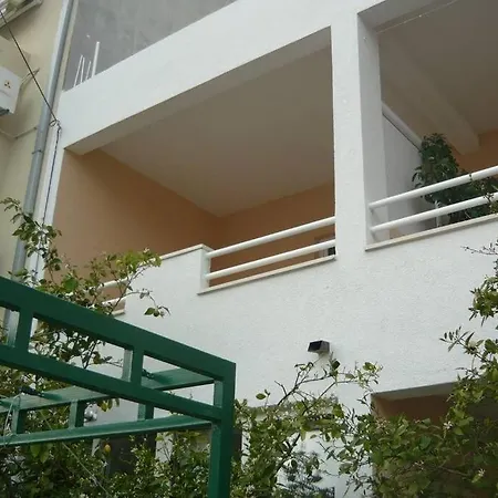 Lovely 1 Bedroom For 3 With Free Parking Daire *